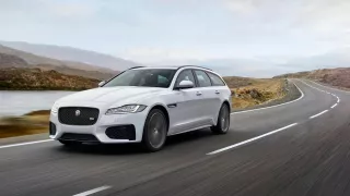 Jaguar XF Sportbrake, sportovní rodinný kombík 13