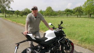 Recenze motocyklu CFMOTO 450NK