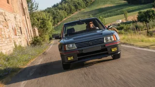 Peugeot 205 turbo 16 