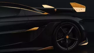 Koenigsegg Jesko potažený 24karátovým zlatem