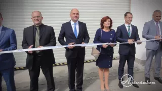 Představení AVIA D120 INITIA 1