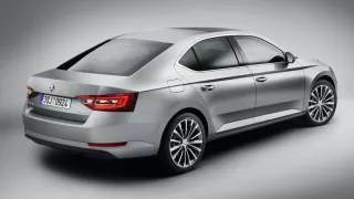 Nová Škoda Superb