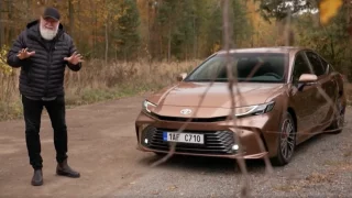 Toyota Camry je jedno z nejúspornějších aut, které jsme doposud testovali. Jezdí hluboko pod 5 litrů