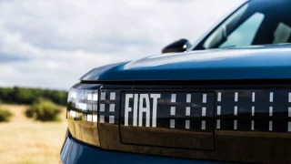 Řídili jsme stylový Fiat za cenu Dacie. Je to konečně skvěle vypadající auto pro normální lidi