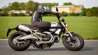 Ducati Scrambler 1100 jízdní 2