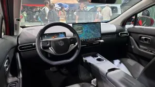 Leapmotor na autosalonu v Paříži