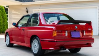 BMW M3 E30