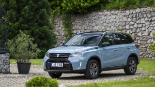 Suzuki drží čtvrtou generaci Vitary při životě. Modernizaci deset let starého SUV skoro nepoznáte