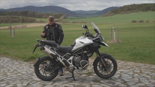 Parádní stroj na rychlé projížďky i cestu po Evropě. Sršeň vyzkoušel Triumph Tiger 1200 GT