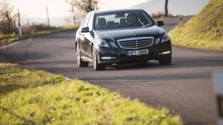 Mercedes-Benz E 220 CDI jízda 8