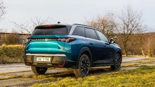 Peugeot 5008 Hybrid 145 e-DCS6