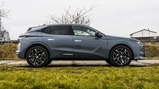 DS N°4 Hybrid 145 Jules Verne