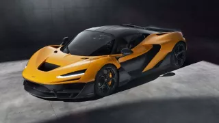 Další revoluce z britského Wokingu. McLaren W1 je nástupcem ikonických supersportů P1 a F1