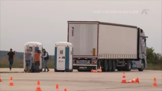 Soutěž s Mercedesem Actros o skútr a čtyřkolku Hecht vyhráli Sadílkovi. Podívejte se na jejich jízdu