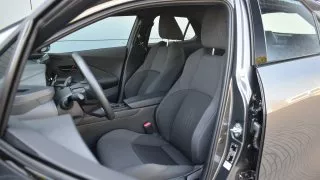 Toyota C-HR 2.0 Plug-in Hybrid Comfort Plus