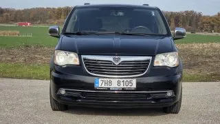 Lancia Voyager