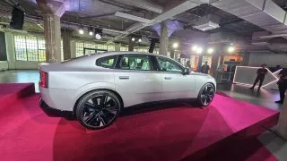 Volvo ES90