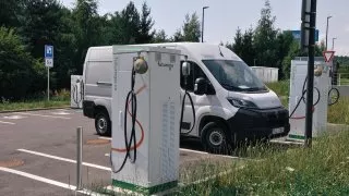 Peugeot e-Boxer L3H2