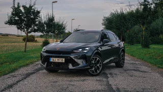 Cupra Formentor VZ dokazuje, že zábavné předokolky ještě nevymřely. Ale něco to stojí