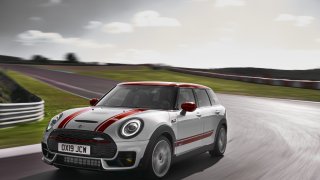 MINI John Cooper Works Clubman 3