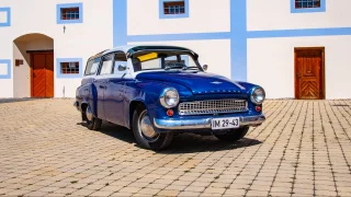 Wartburg Camping nabídl jen přespání, ale ve východní Evropě představoval ojedinělé stylistické dílo