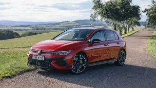 Volkswagen Golf GTI je etalonem své třídy už 50 let. Všichni konkurenti mu vymřeli
