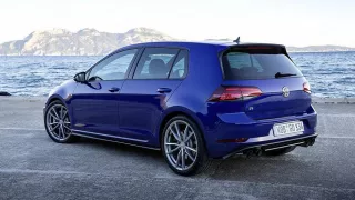 Volkswagen Golf R Performance 4