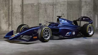 Nový monopost formule 2 má efektivnější aerodynamiku a nový druh paliva. Na trať vyjede už tuto sezónu