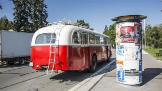 Škoda 706 RO (1947).