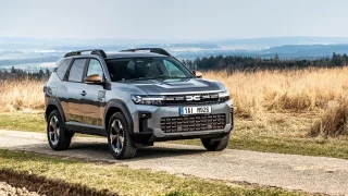Dacia Bigster se začíná prodávat i na LPG. Pojme 100 litrů paliv a ujede až 1450 kilometrů