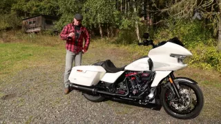 Recenze motocyklu Harley-Davidson CVO Road Glide ST