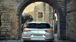 DS 7 Crossback E-Tense 4×4 4