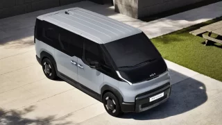 Nová elektrická Kia PV5 vstupuje na český trh. Osobní verze se vejde pod milion