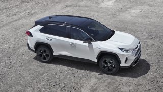 Toyota RAV4 páté generace