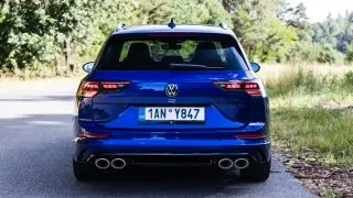 Volkswagen Golf Variant R