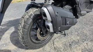 Aprilia SR GT 400