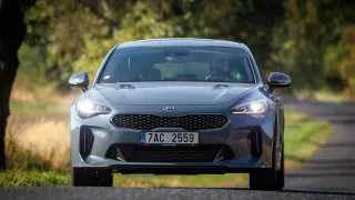 Kia Stinger jízdní 9