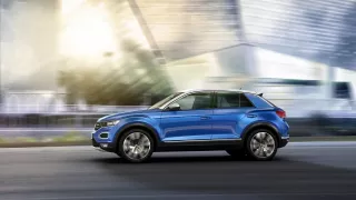 T-Roc jako první Volkswagen nabízí dvoubarevné lak