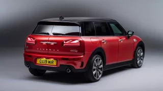 MINI Clubman 2019 19