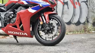 Honda CBR650R E-Clutch