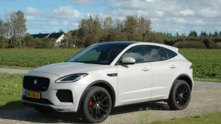 Jaguar E-Pace exterier 1