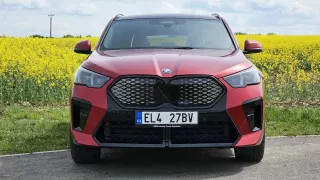 BMW iX2 xDrive30e