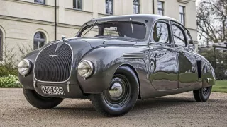 Škoda 935