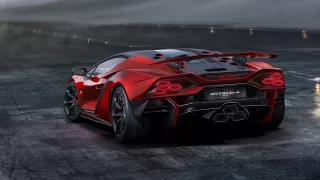 Lamborghini Autentica a Invencible