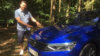 Testovali jsme modernizovaný Volkswagen Passat. Umí jezdit opravdu skoro sám