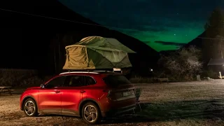 Stanování v mrazu, elektromobil jako powerbanka a sjezdovka, co jede jen přes léto. Míříme do Norska