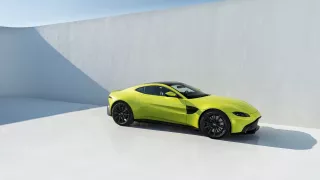 Aston Martin Vantage MY2018 8