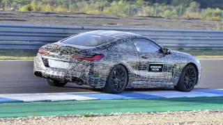 BMW M8 Coupe test Estoril