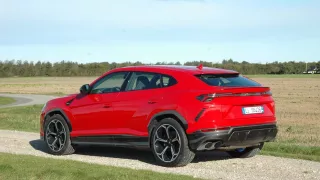 Lamborghini Urus - exteriér 6