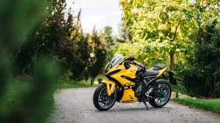 Suzuki GSX-8R
